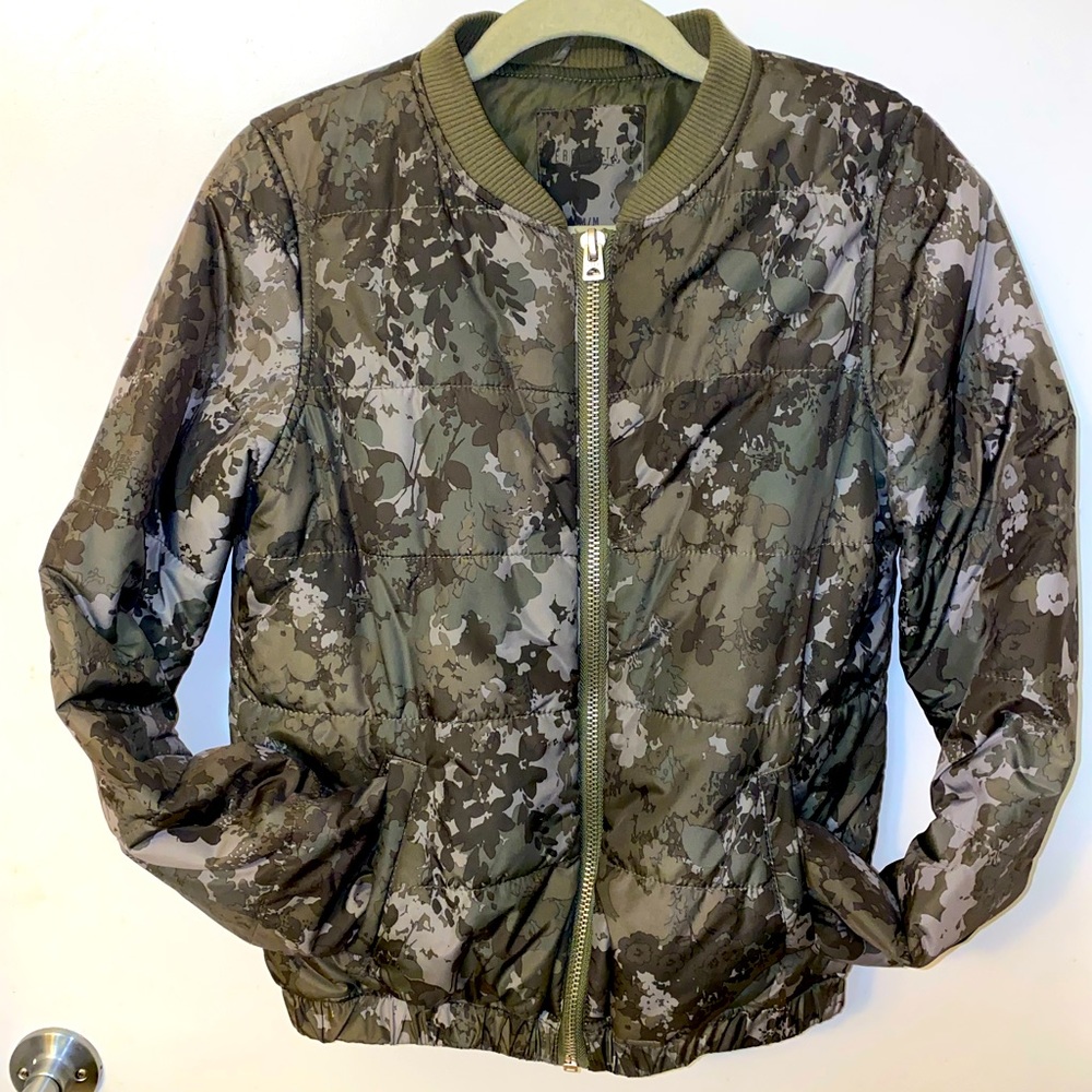 Aeropostale Fatigue Quilted  Bomber Jacket